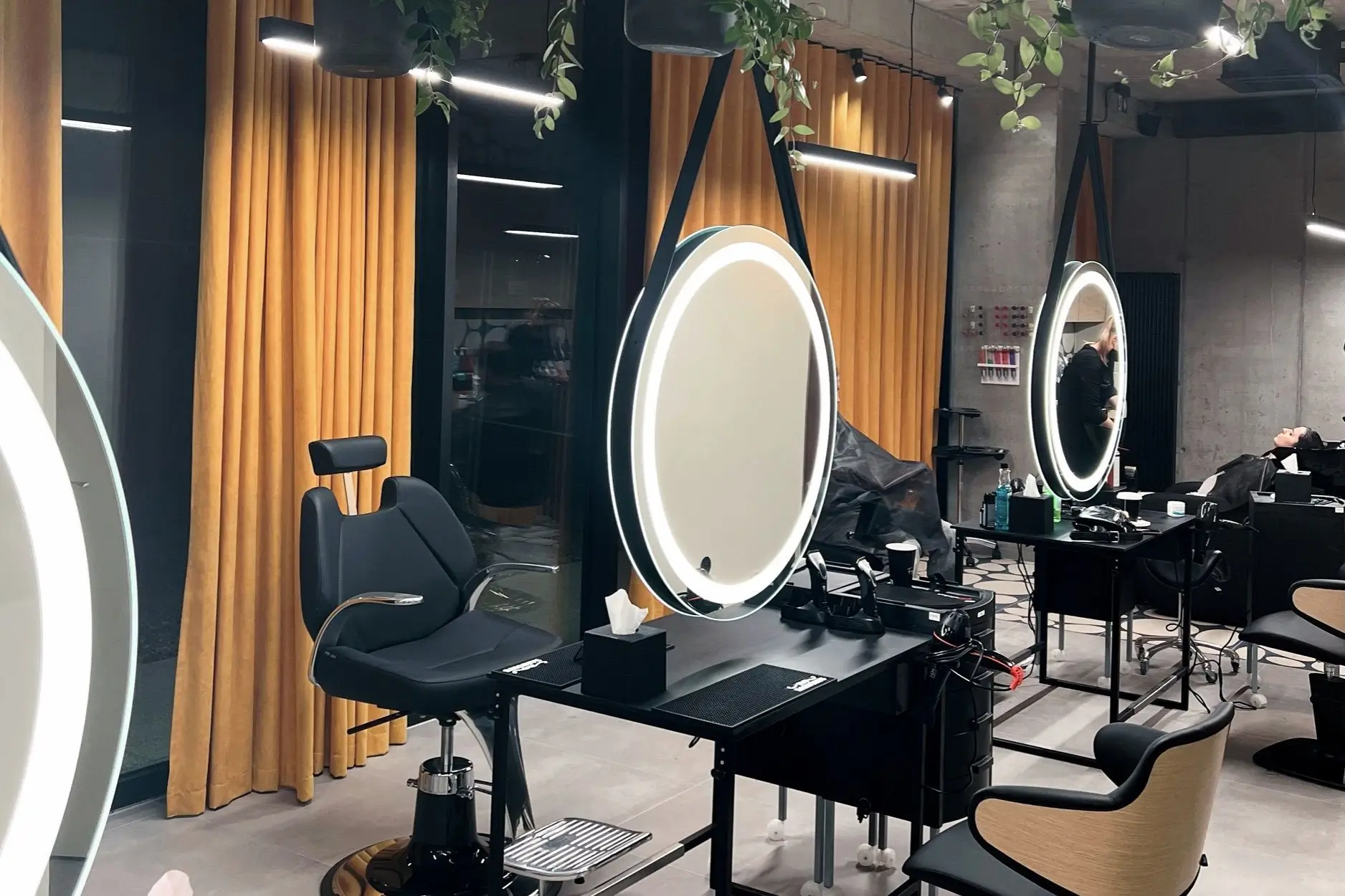 Salon fryzjerski Fryzjer w Mieście